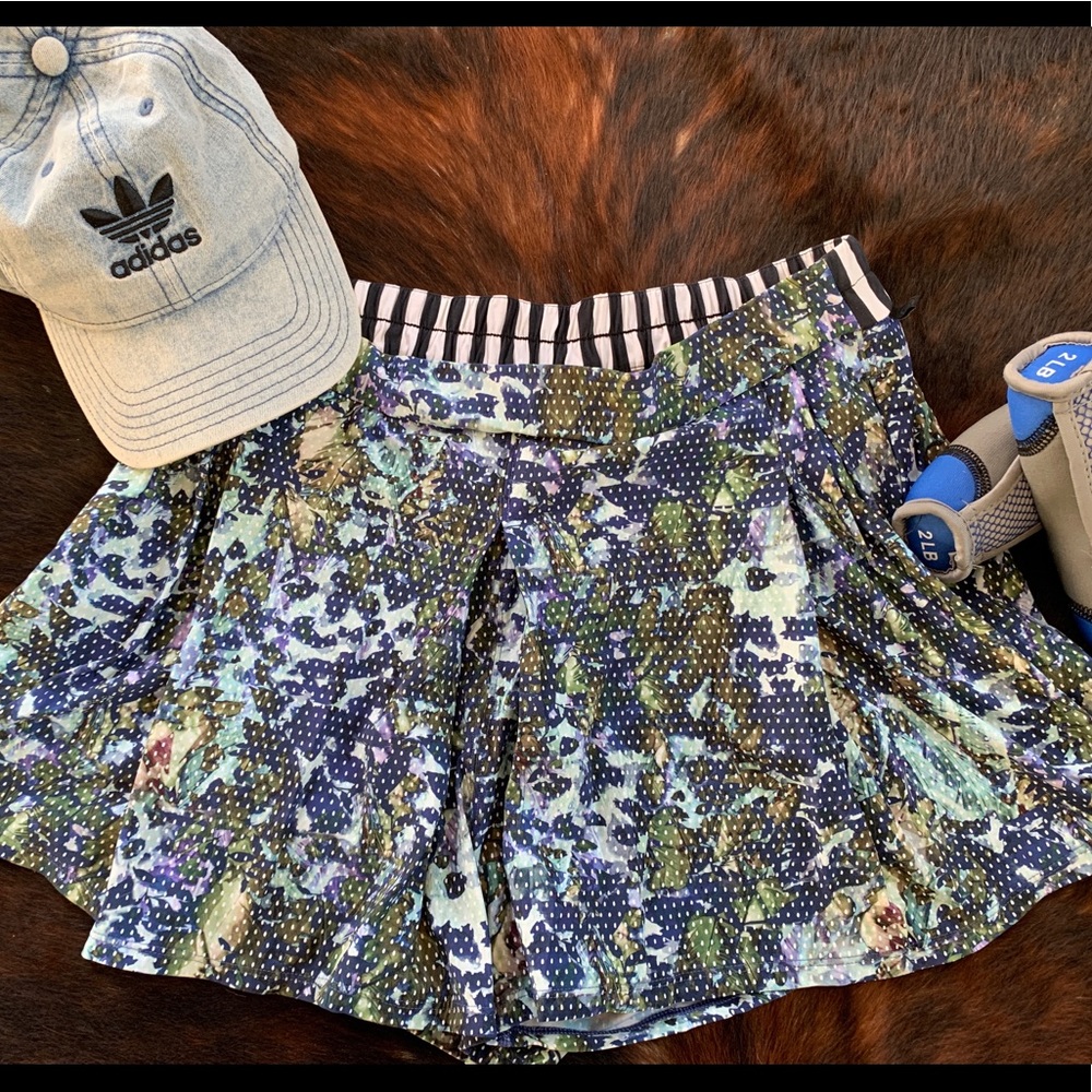 Lululemon skort floral and stripes